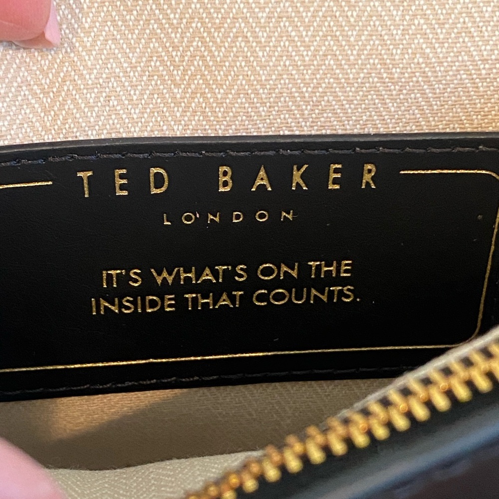 Ted Baker Rosalie Black Leather Crossbody Bag with Luxe Gold Rose Closure NWT - Picture 10 of 16
